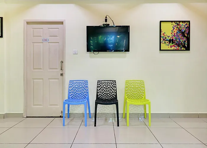 Fabhotel Colors Service Apartment - Nr Mrc Nagar