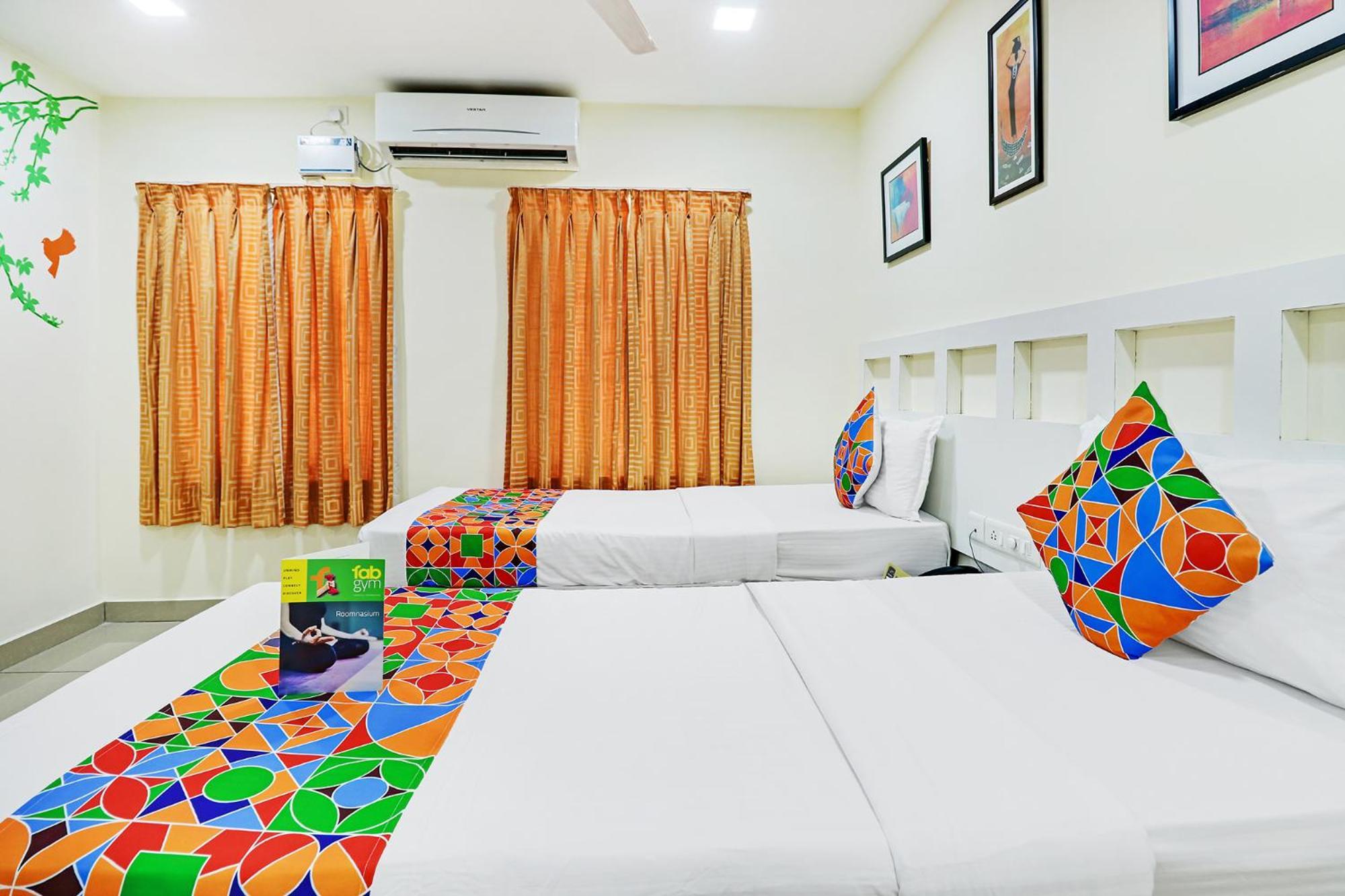 Fabhotel Colors Service Apartment - Nr Mrc Nagar होटल 3*